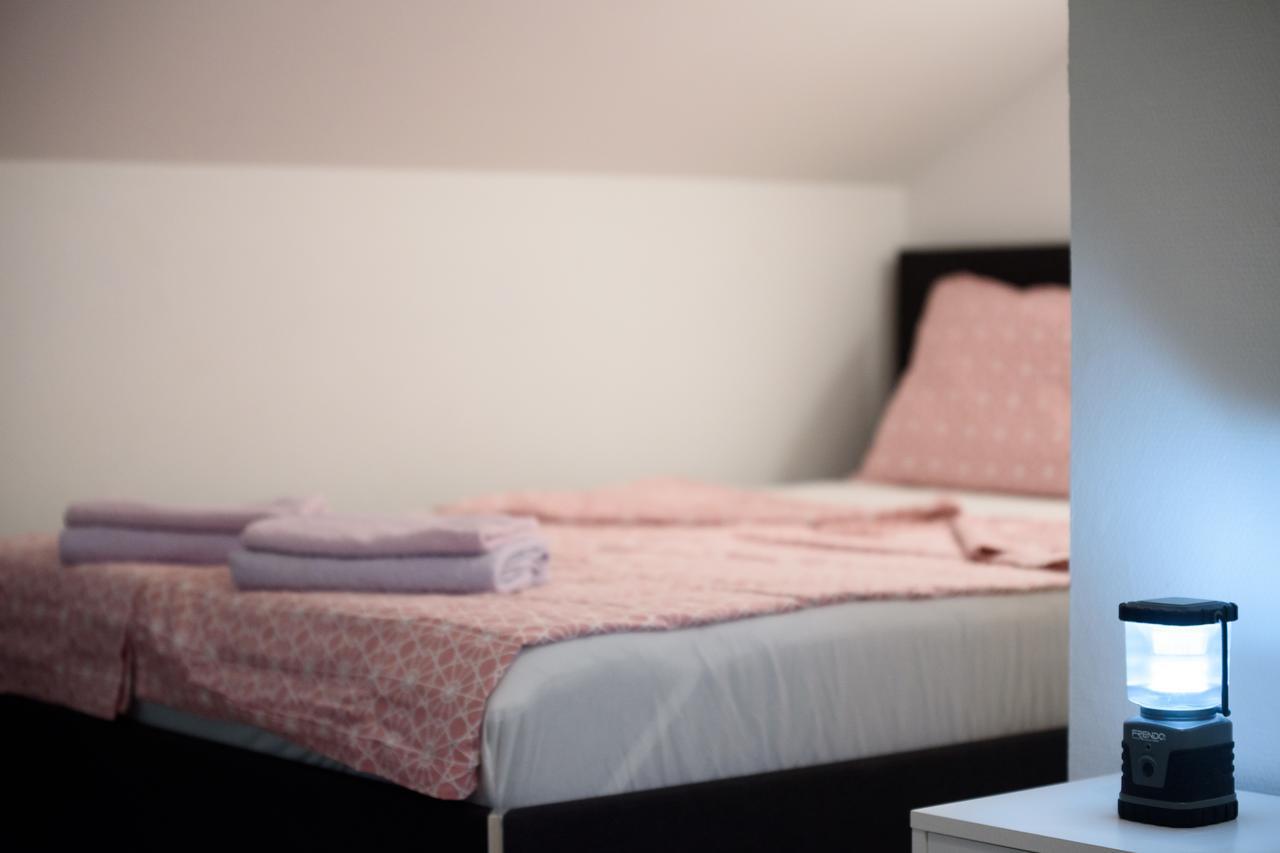 Apartmani Orhideja Gornji Karin Eksteriør billede